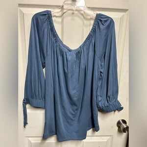 Michael Kors Blue Women’s Top Size 3X.  3/4 sleeve with bow ties